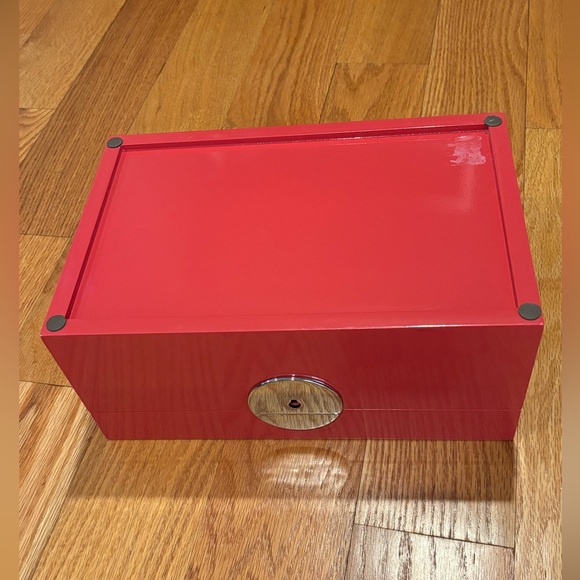 NWOT! West Elm Pink Lacquer Jewelry Box With Lock/Key - Picture 5 of 5